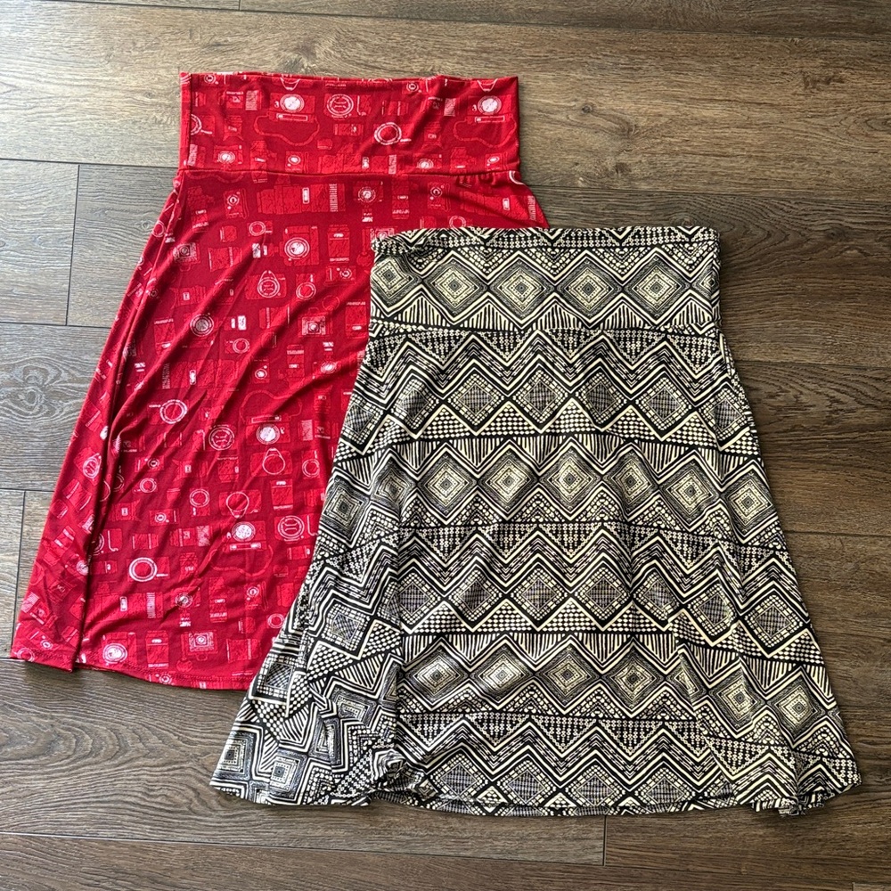 Set of two Lularoe Azure Skirts MEDIUM red white black cream, EUC